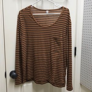 BP pocket slouch tee